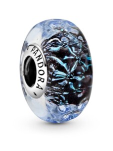 Charm – Welliges dunkelblaues Ozean Muranoglas – 798938C00 Pandora Silberfarben